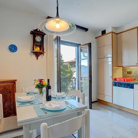 Casa Pontaccio With Terrace And View - Happy Apartment *